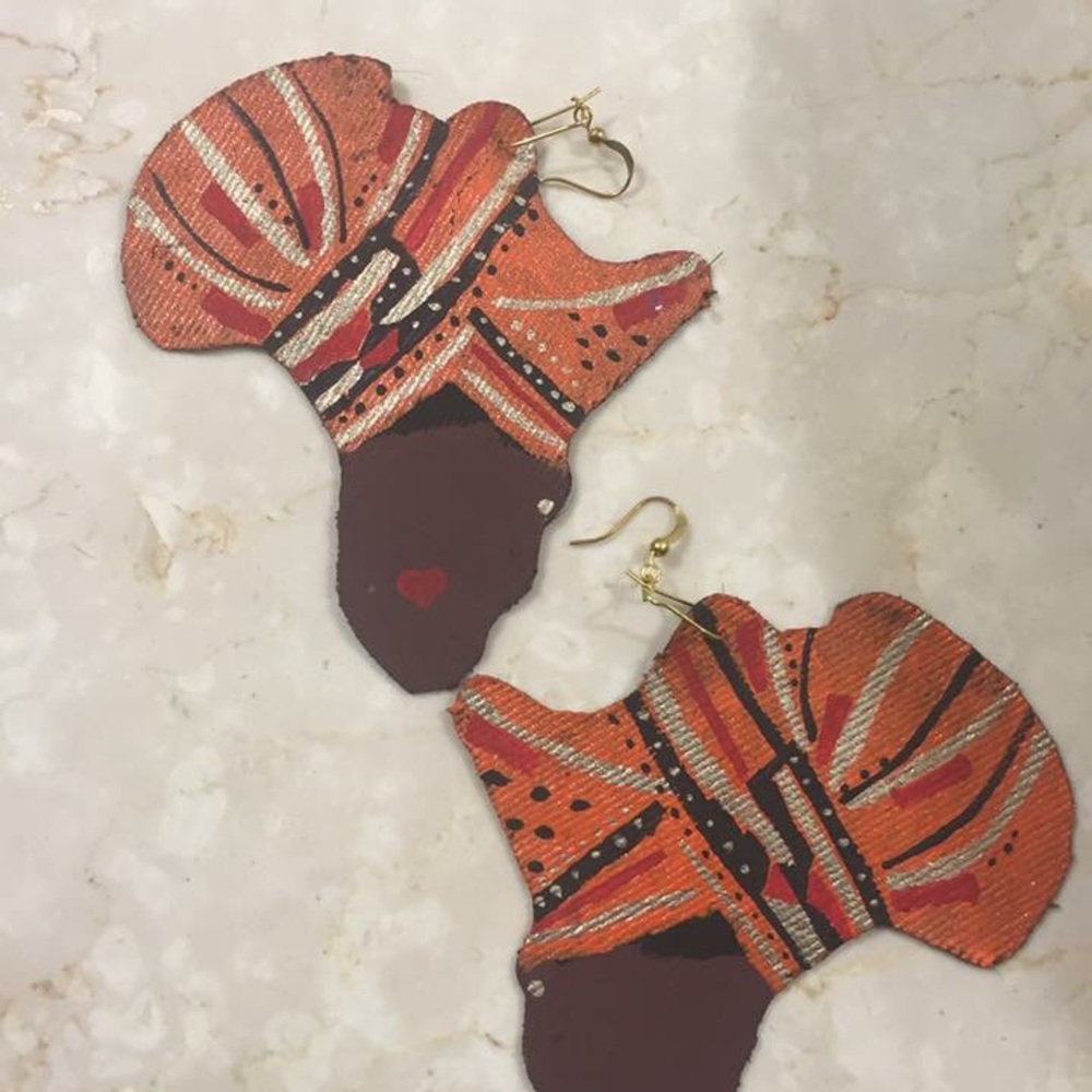 Earrings - Picture 4 of 5